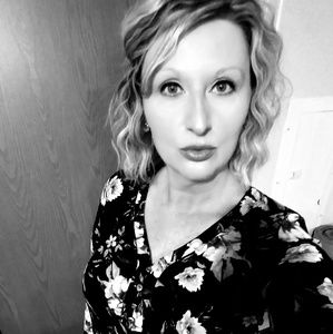 Meet your Posher, Gloria